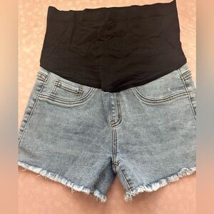 🆕Love SoHo Maternity Jean Shorts